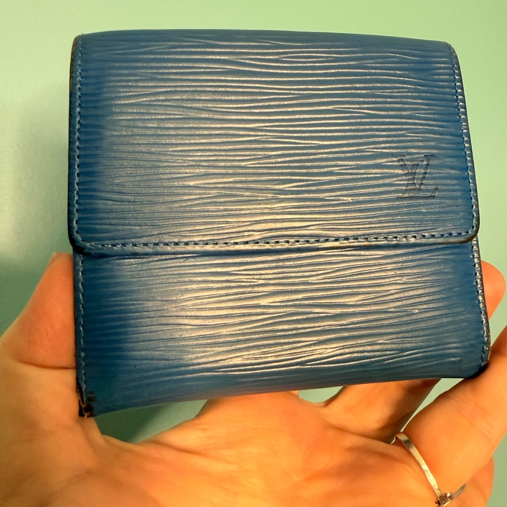 💙 Louis Vuitton Blue Epi Compact Wallet